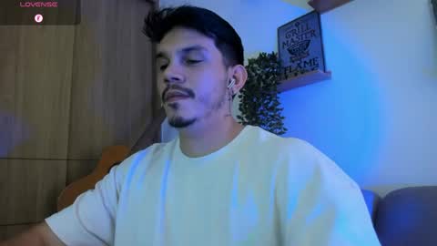 Alejandro online show from April 2026 10:12:02 PM