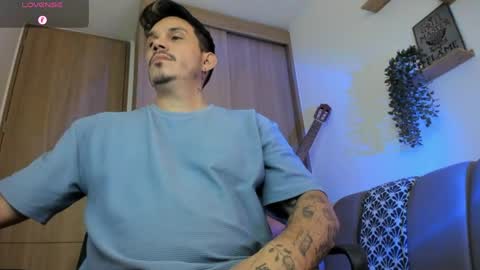 Alejandro online show from May 2026 11:23:01 PM