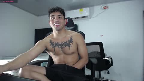  Lei  online show from December 2024 10:44:02 PM