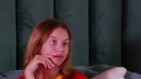 leiahux online show from July 2026 02:41:02 PM