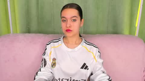 leiawow online show from May 2026 09:04:01 AM