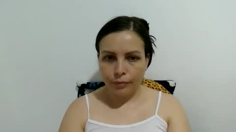 leidygi online show from February 2026 02:37:02 AM