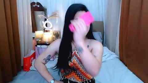 Snapshot of leighcortesi chatting on May 2026 02:02:01 PM Cailey online show from May 2026 02:02:01 PM