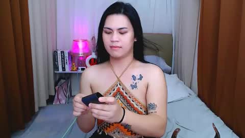 Snapshot of leighcortesi chatting on May 2026 04:01:02 PM Cailey online show from May 2026 04:01:02 PM