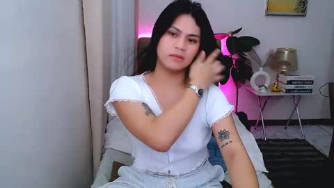 Snapshot of leighcortesi chatting on May 2026 11:18:02 AM Cailey online show from May 2026 11:18:02 AM