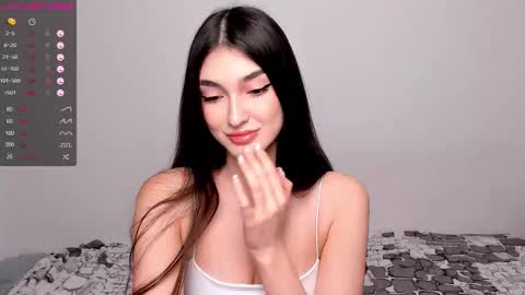 Leila online show from February 2026 05:09:02 PM