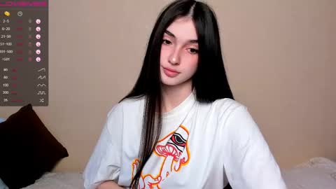 Leila online show from March 2026 12:10:02 PM