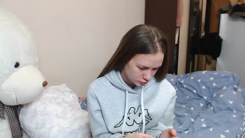 leila_bambi online show from December 2024 03:33:02 PM