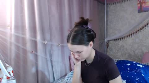 Snapshot of leila_bambi chatting on March 2026 04:57:01 PM leila_bambi online show from March 2026 04:57:01 PM