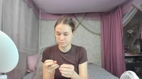 leila_bambi_ online show from March 2026 06:02:01 PM