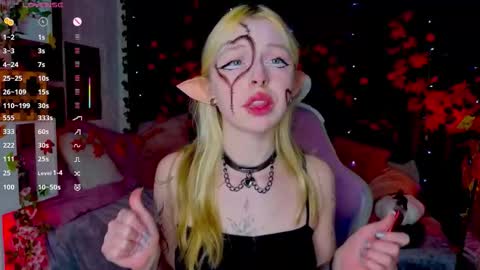 Snapshot of leiladwight chatting on October 2025 05:36:01 PM Leila online show from October 2025 05:36:01 PM