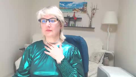 Leila Kinky online show from March 2025 02:29:02 PM