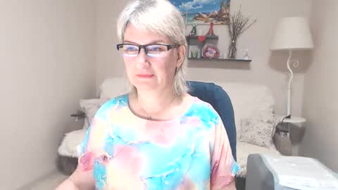 Snapshot of leilamays chatting on June 2026 03:40:02 AM Leila Kinky online show from June 2026 03:40:02 AM