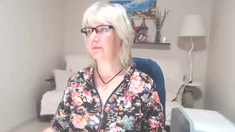 Snapshot of leilamays chatting on June 2026 05:12:01 AM Leila Kinky online show from June 2026 05:12:01 AM