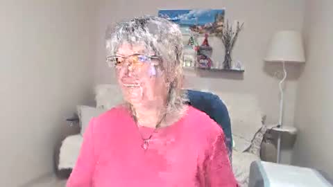 Snapshot of leilamays chatting on July 2026 06:47:02 AM Leila Kinky online show from July 2026 06:47:02 AM