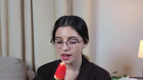 Snapshot of lelahcaminero chatting on October 2025 06:20:02 PM Alexandria online show from October 2025 06:20:02 PM