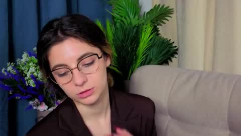 Snapshot of lelahcaminero chatting on November 2025 08:42:02 PM Alexandria online show from November 2025 08:42:02 PM