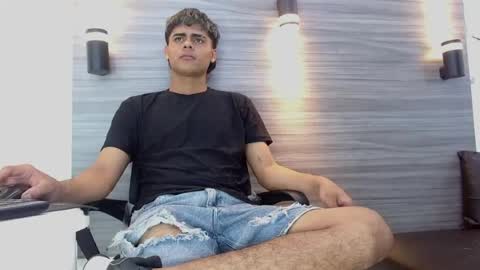 lelehott01 online show from July 2026 03:04:01 AM