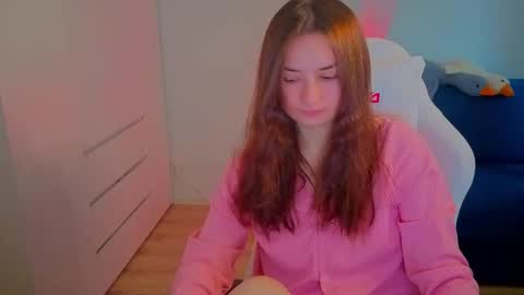 Snapshot of lelia_vibe chatting on October 2025 12:24:01 PM Lelia online show from October 2025 12:24:01 PM