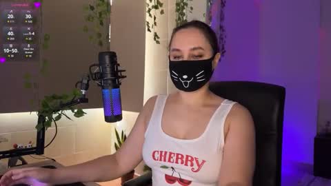 Snapshot of lemi_peachy chatting on November 2025 10:37:02 AM Lemi online show from November 2025 10:37:02 AM