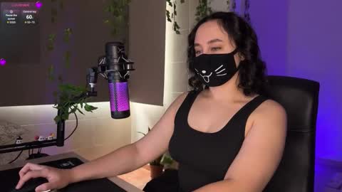 Snapshot of lemi_peachy chatting on November 2025 10:04:02 AM Lemi online show from November 2025 10:04:02 AM