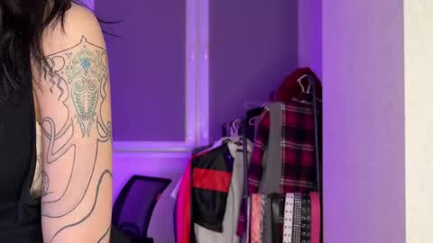 Snapshot of lemonandpeach chatting on September 2025 07:36:02 PM 2 shy lemons 1 peach online show from September 2025 07:36:02 PM