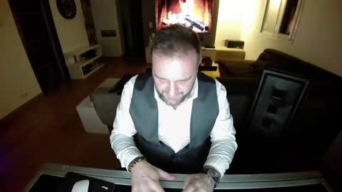 Ange online show from January 2025 08:43:01 PM