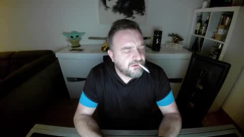 Ange online show from February 2025 06:01:01 PM