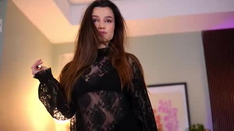 Lena Laurent online show from March 2026 10:07:02 AM