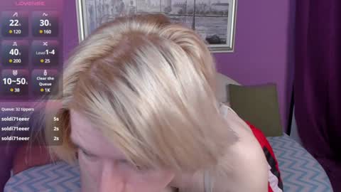 Snapshot of lena_paulles chatting on December 2024 10:45:02 AM Lena online show from December 2024 10:45:02 AM