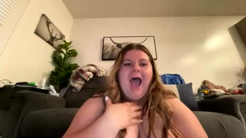 Snapshot of lenablissxo chatting on July 2026 12:01:01 PM lenablissxo online show from July 2026 12:01:01 PM