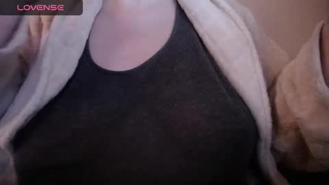 lenagolden online show from February 2025 02:21:01 PM