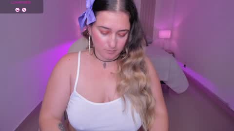  LENAH  online show from February 2025 06:17:01 PM