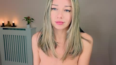 Snapshot of lenamuti chatting on November 2025 08:38:01 AM Lena online show from November 2025 08:38:01 AM