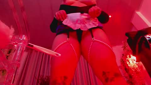 Lenna Kang online show from November 2025 12:14:02 AM