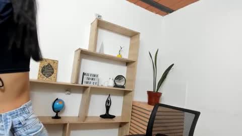 lennox_amy online show from May 2026 01:17:02 PM