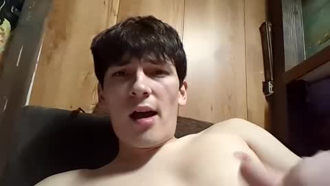 Snapshot of leo_cutie chatting on December 2025 08:27:01 PM leo_cutie online show from December 2025 08:27:01 PM