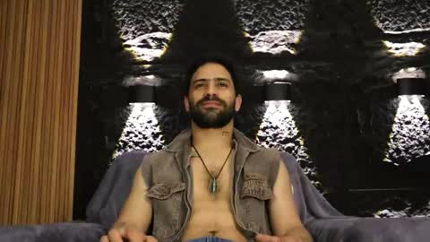 Leo  Diaz online show from May 2026 01:01:01 AM