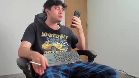 Leo Jones online show from April 2026 12:31:01 AM