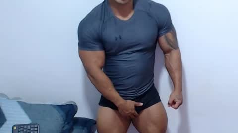 Snapshot of leo_muscleboy chatting on June 2026 03:09:02 AM Leo online show from June 2026 03:09:02 AM