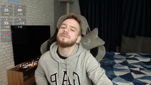 Snapshot of leo_stephens chatting on December 2024 10:28:01 AM leo_stephens online show from December 2024 10:28:01 AM