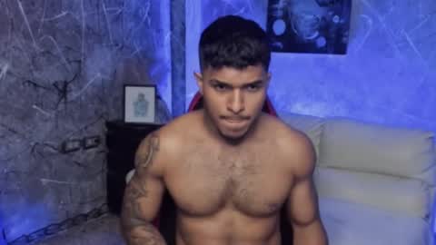 Leo independent model online show from February 2026 01:13:02 AM