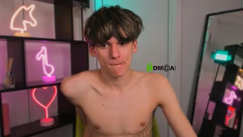 leo_valor online show from March 2026 07:42:02 PM