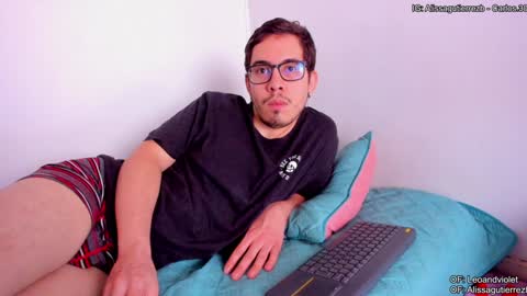 Snapshot of leoandviolet chatting on December 2024 03:44:02 PM Carlos Alissa. Help us to reach 100 likes online show from December 2024 03:44:02 PM