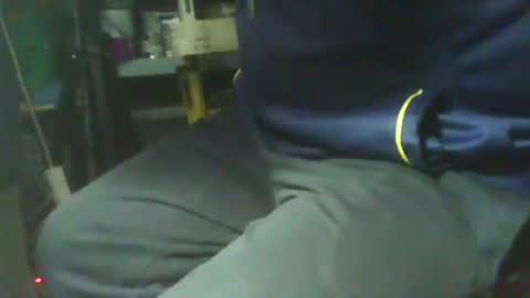 Snapshot of leobauo chatting on February 2026 10:39:01 PM leobauo online show from February 2026 10:39:01 PM