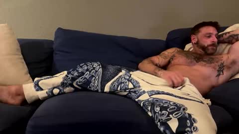 Snapshot of leobayne chatting on November 2025 07:58:01 AM Leo Bayne online show from November 2025 07:58:01 AM