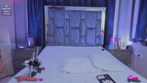 leomonnroe online show from March 2026 07:25:01 PM