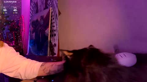 Snapshot of leona_nick chatting on November 2025 05:38:01 PM leona online show from November 2025 05:38:01 PM