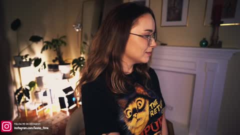 Leo online show from December 2024 10:07:01 PM