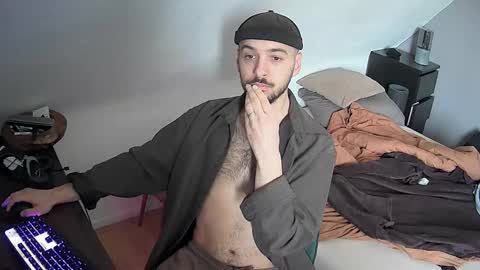 Snapshot of leonardo_grande chatting on March 2026 01:38:01 PM Leonardo online show from March 2026 01:38:01 PM